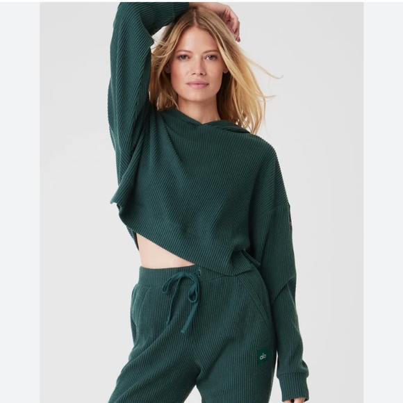 ALO YOGA MUSE HOODIE - Picture 1 of 11